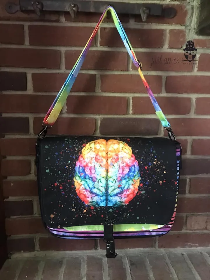 Amaya Messenger Bag PDF Pattern