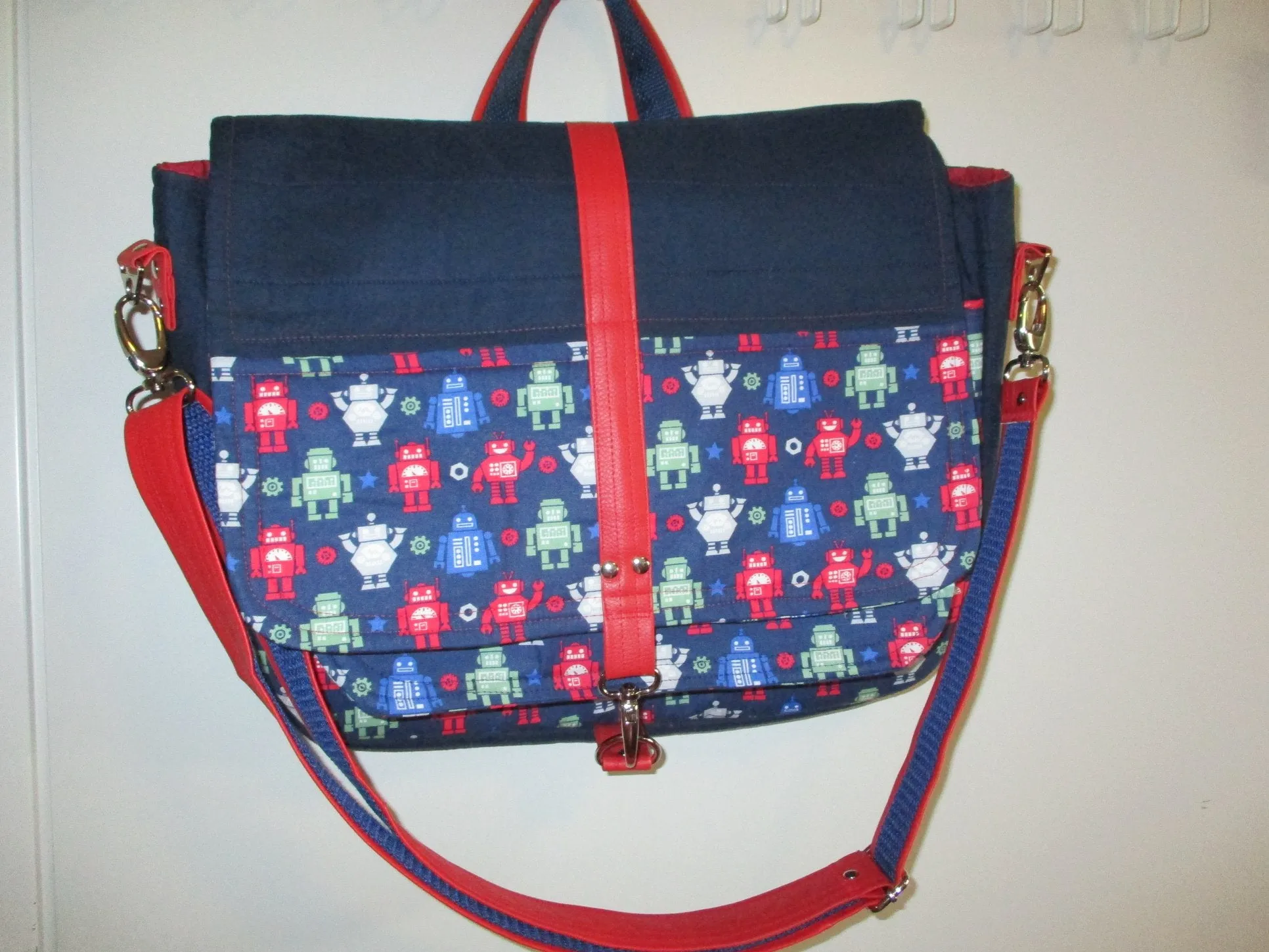 Amaya Messenger Bag PDF Pattern