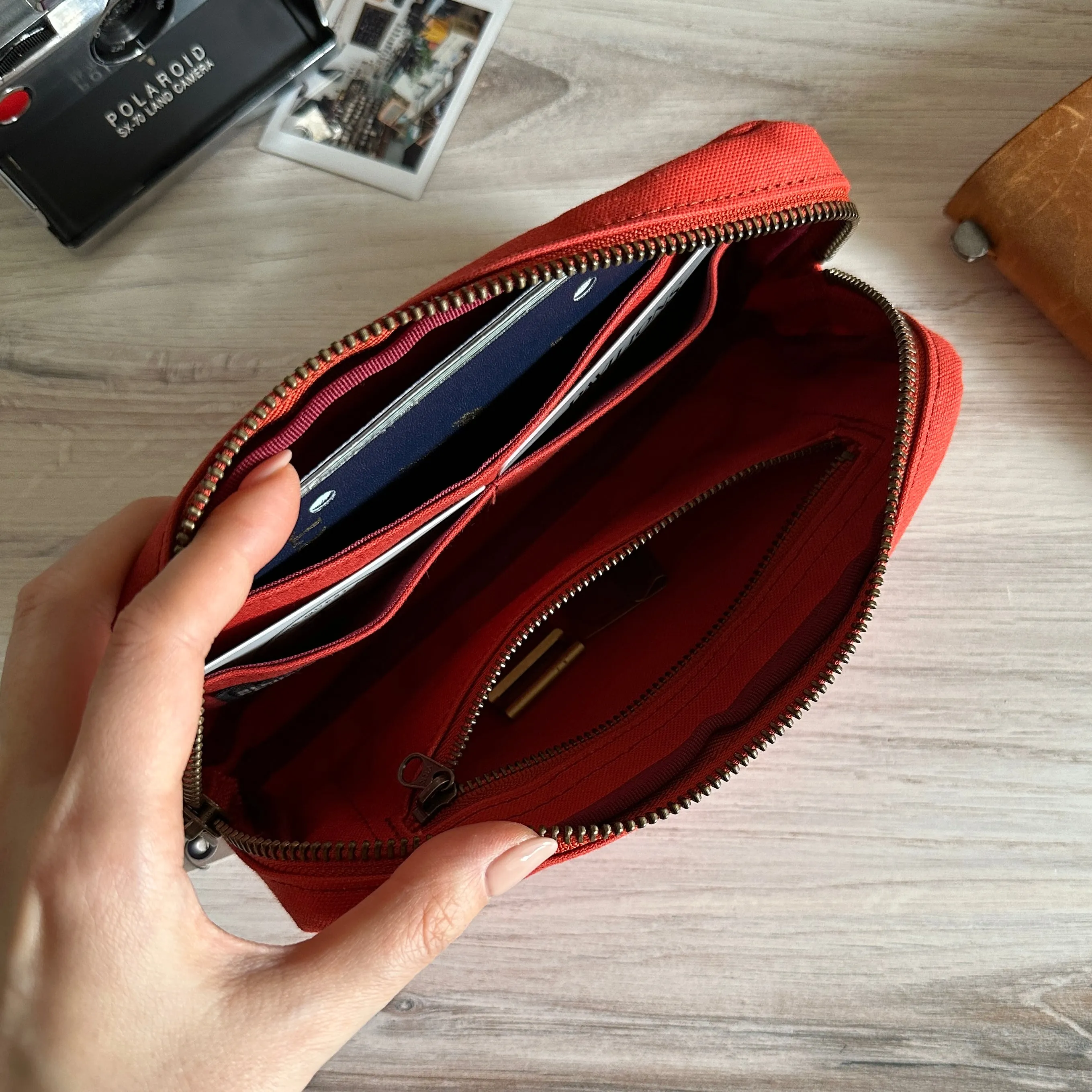 [AP] Handy Pouch