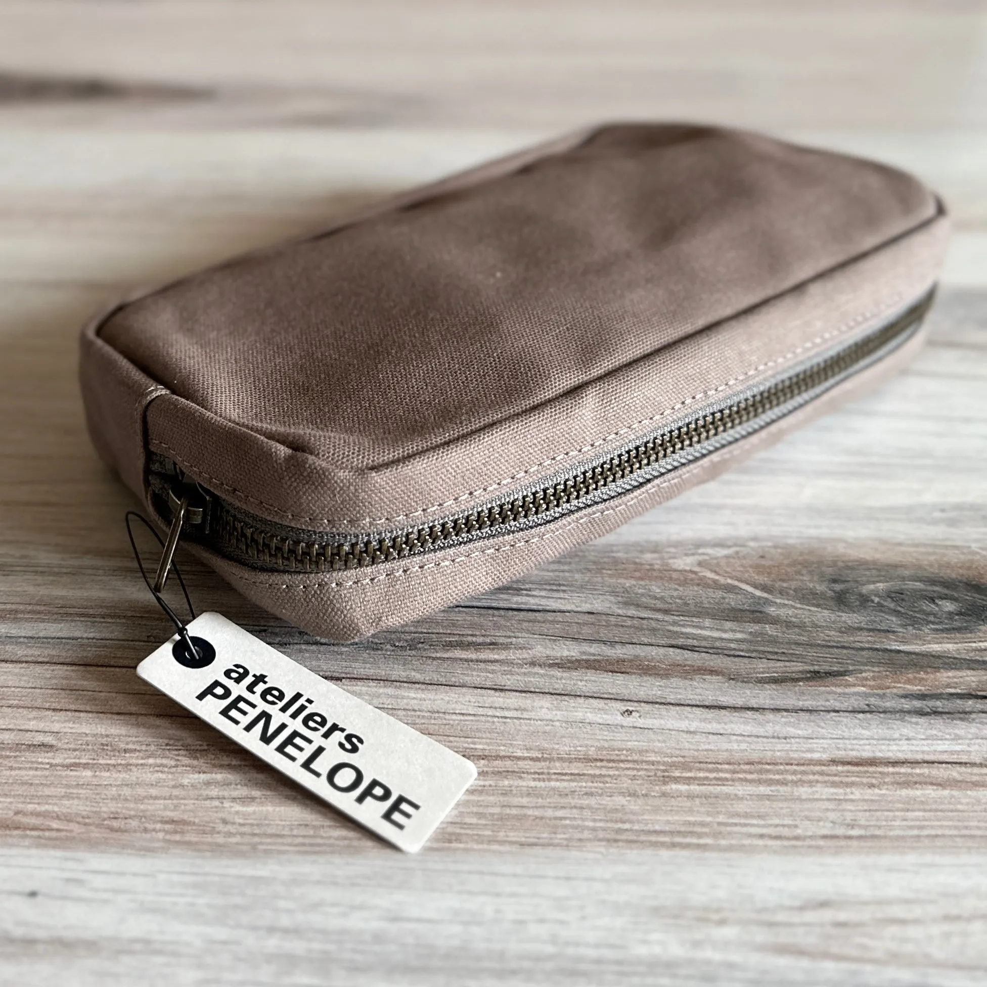[AP] Handy Pouch