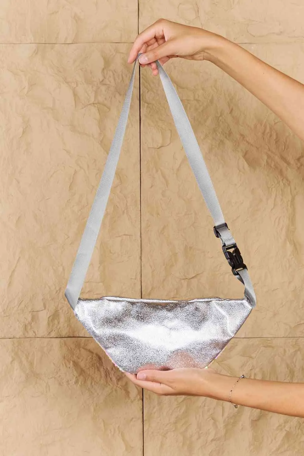 Baby Sequin Front Single Zipper Fanny Pack