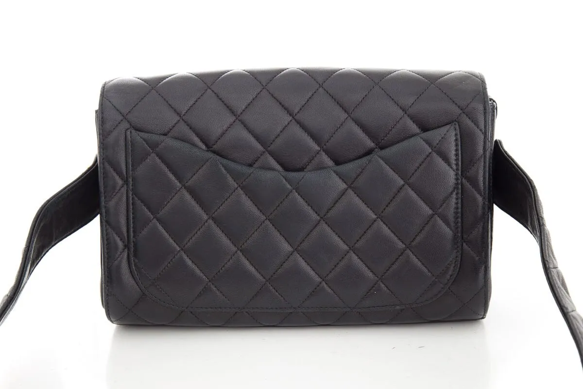 Chanel Vintage 1991 Black Quilted Lambskin Flap Crossbody Handbag with Gold Hardware