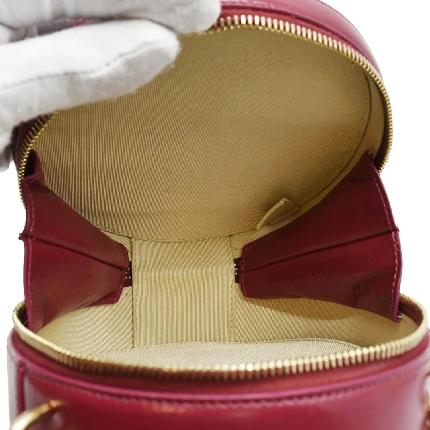 CL Round As Earth Leather Crossbody Bag Fuchsia
