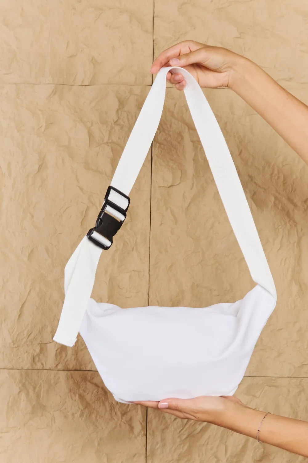 Everyday Travel Buddy Clear Zipper Pocket Fanny Pack Bag