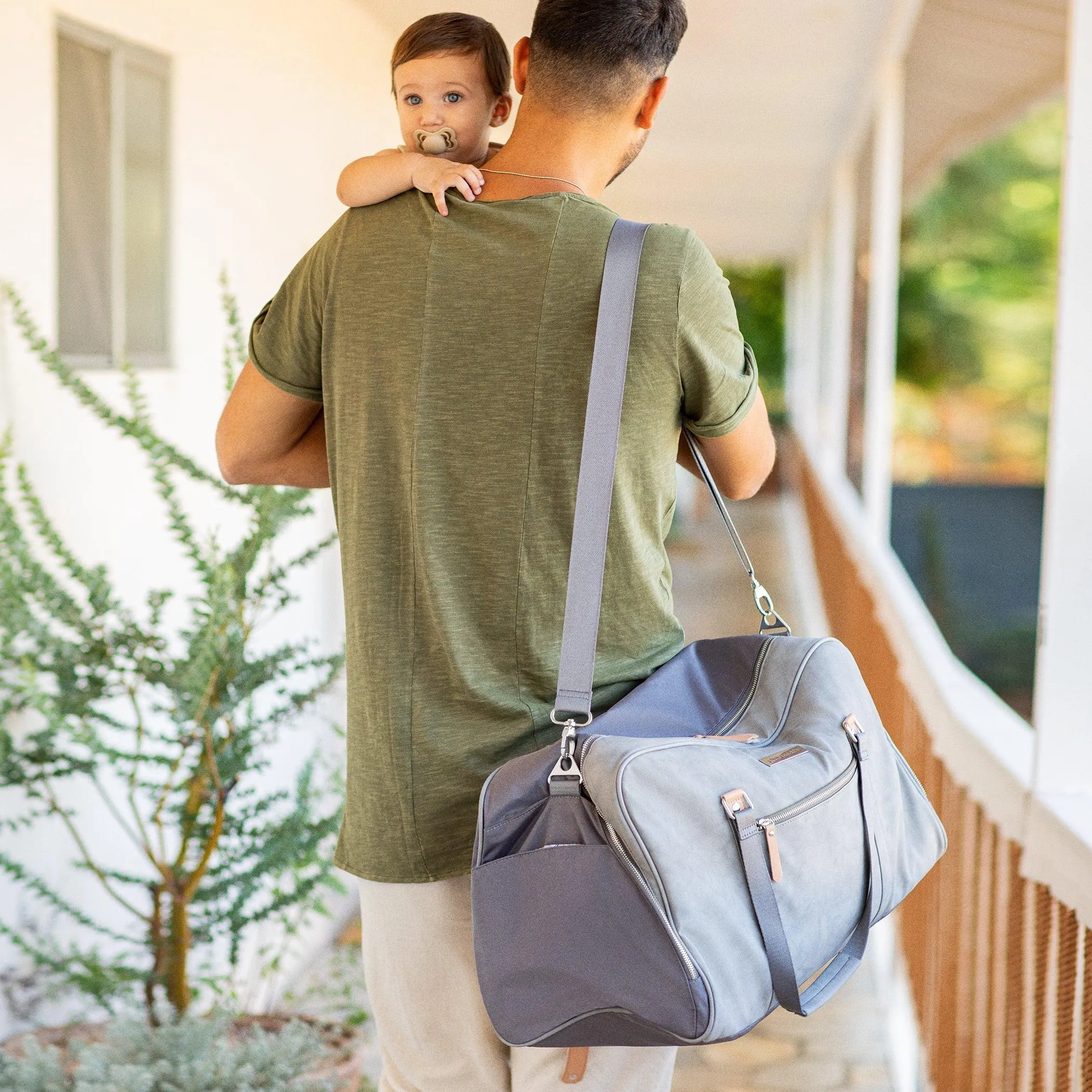 Inter-Mix Live-for-the-Weekender Travel Bag in Pewter