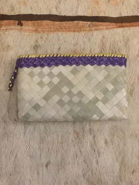 KATU Laker Clutch