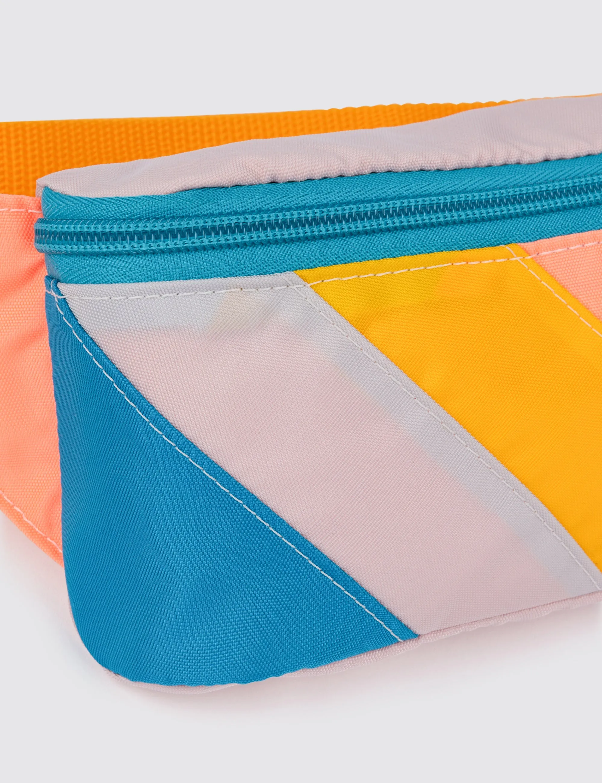 Sand Cruise Fanny Pack