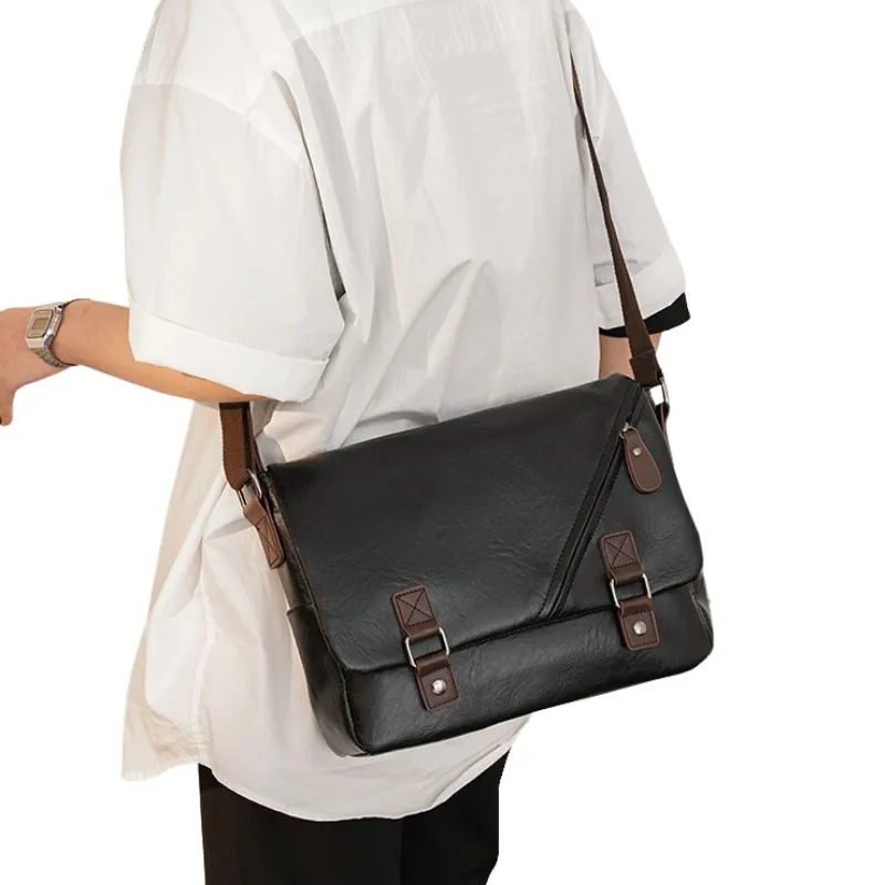 Small Classic Messenger Bag