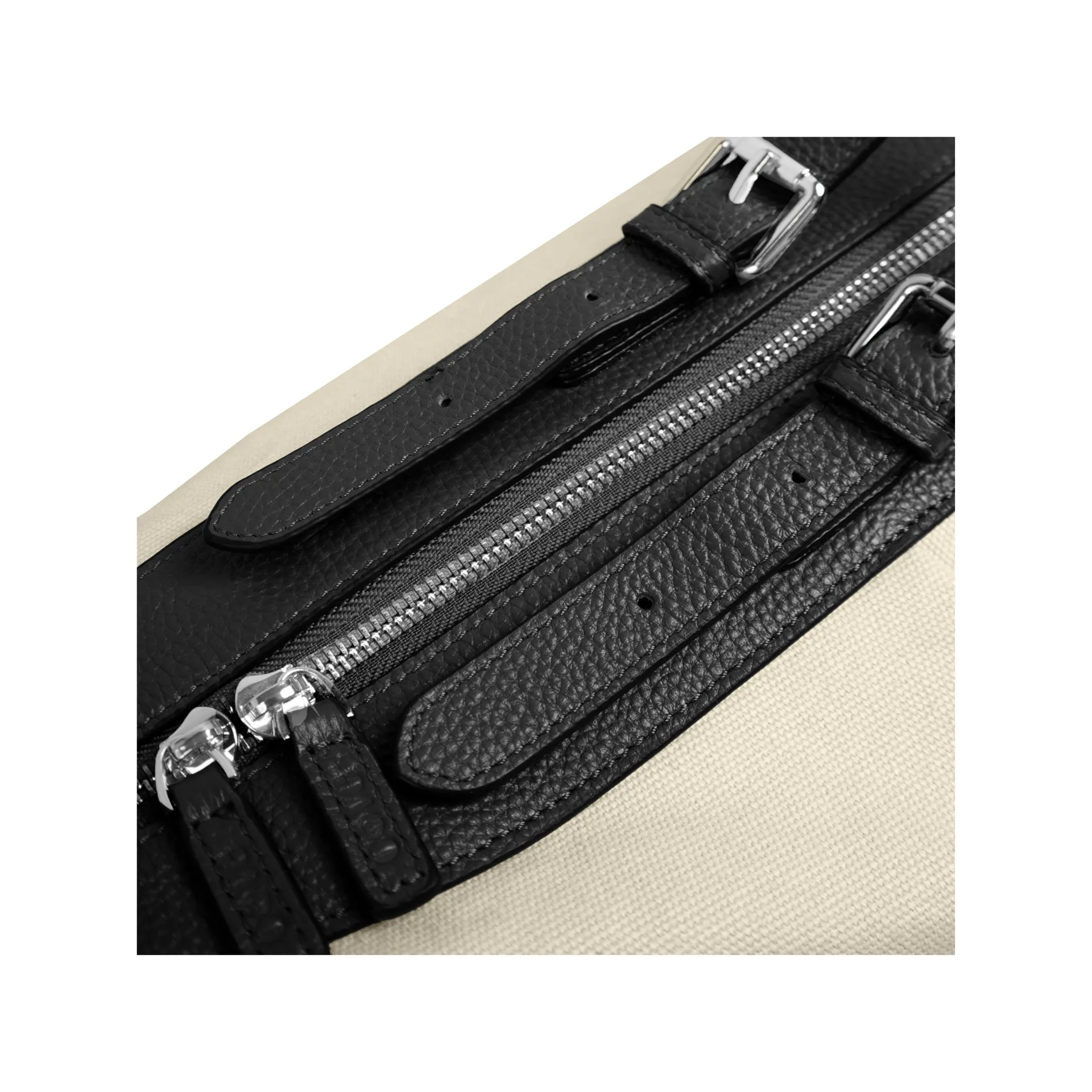 The Weekender Bag สี Smart Black